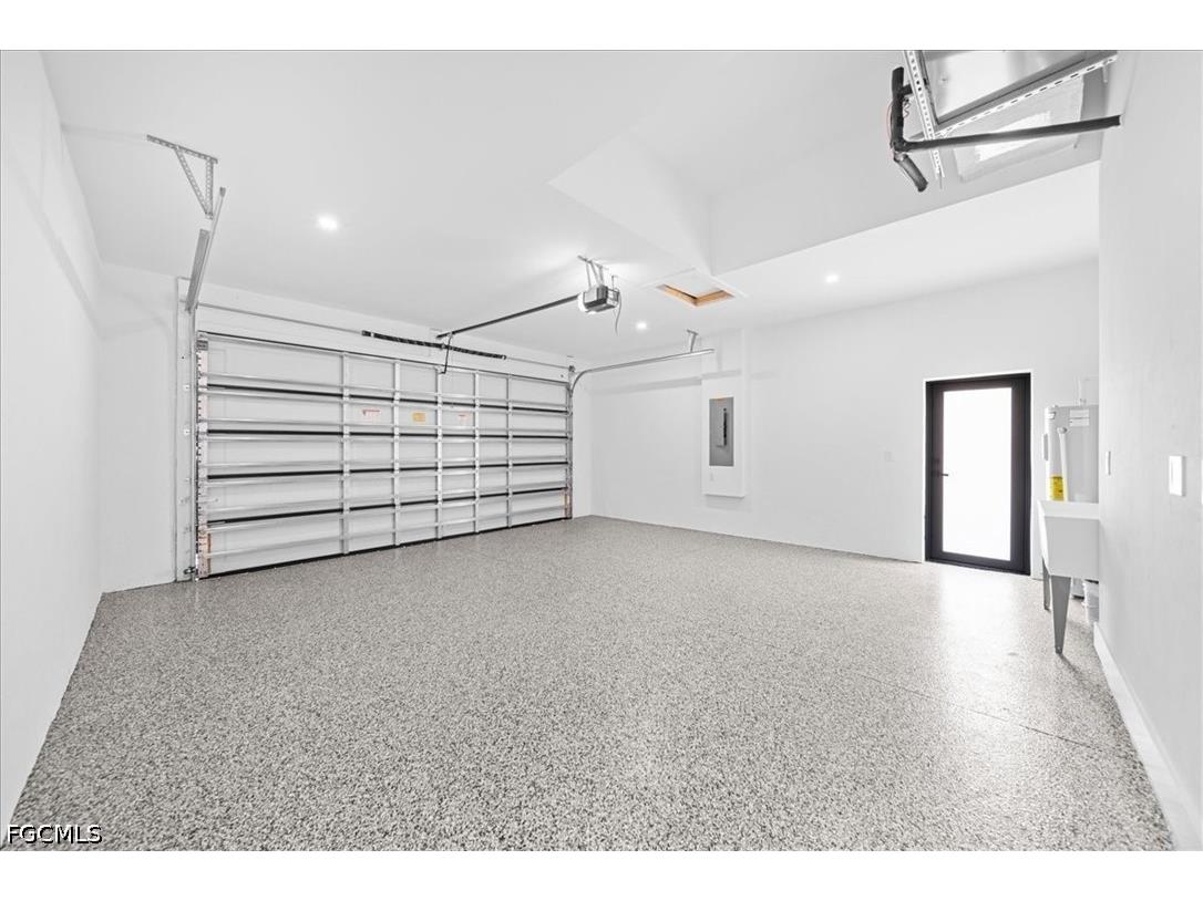 220 NE 9th Street Cape Coral FL 33909 2026018853 image32
