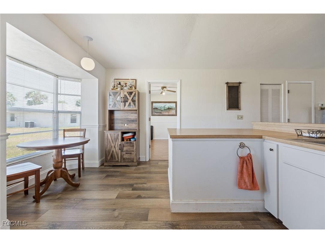 220 Oakmont Parkway Lehigh Acres FL 33936 2025014474 image11