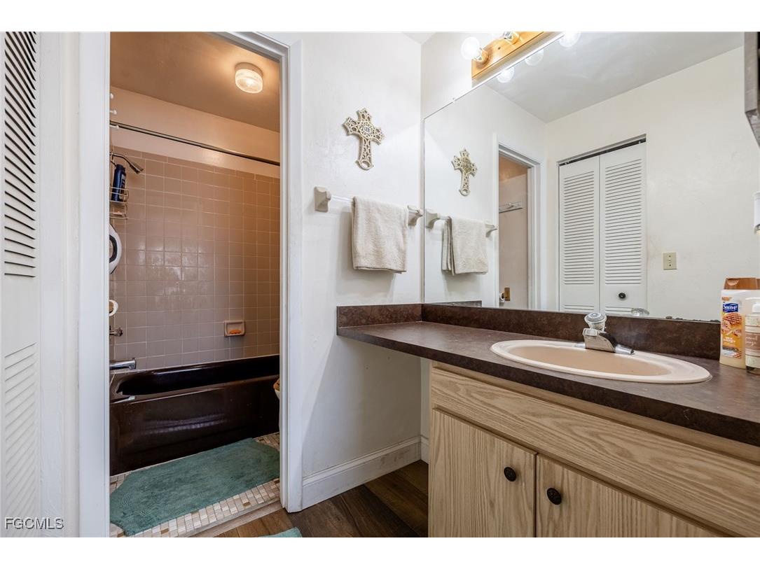 220 Oakmont Parkway Lehigh Acres FL 33936 2025014474 image20