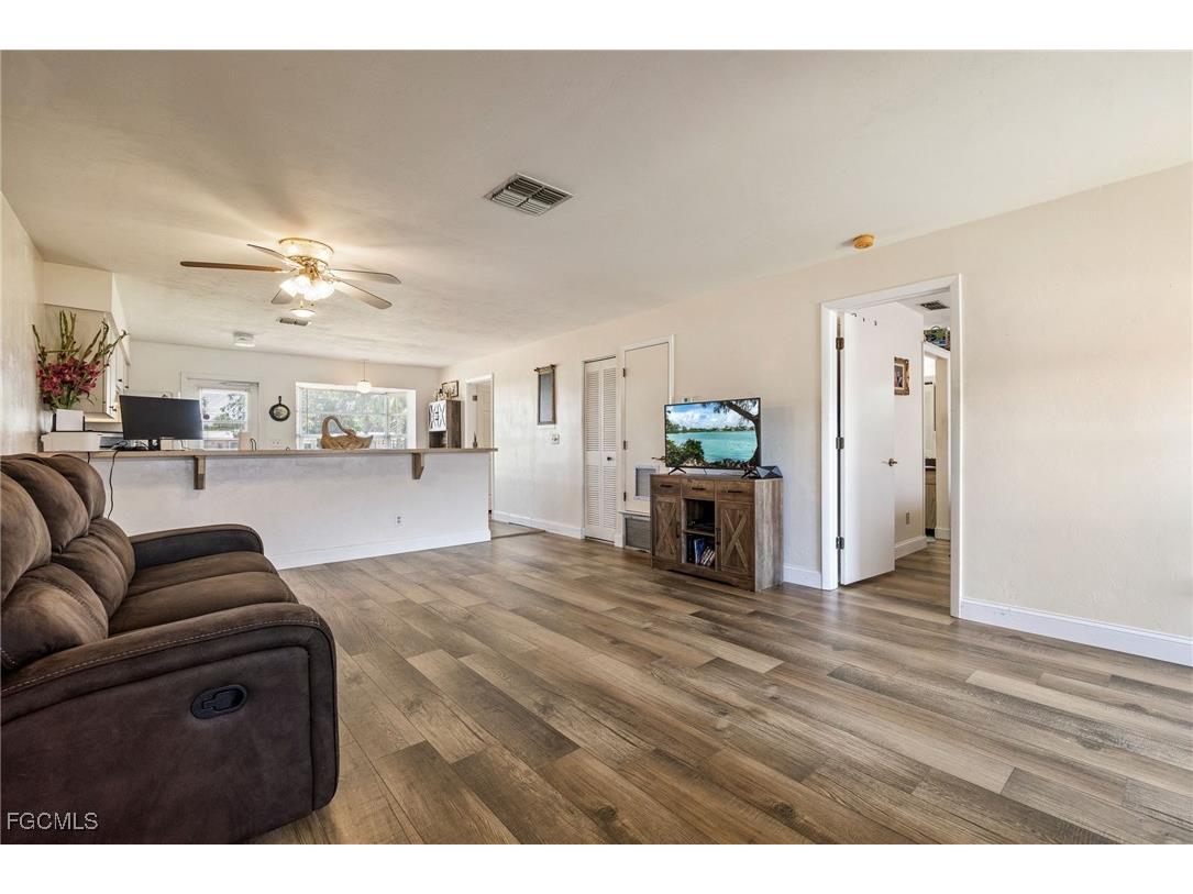 220 Oakmont Parkway Lehigh Acres FL 33936 2025014474 image45