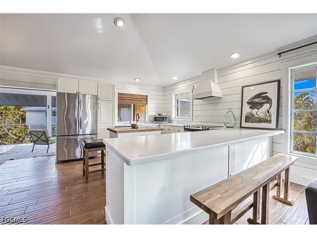 220 Palm Lake Drive Sanibel FL 33957 2026018353 image5
