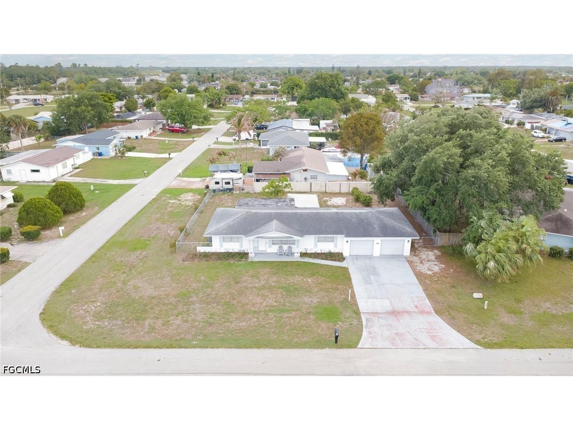 220 Punta Alta Court Lehigh Acres FL 33936 2026022241 image2