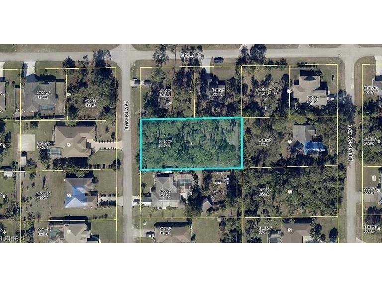 220 Robert Avenue Lehigh Acres FL 33936 2025002306 image1