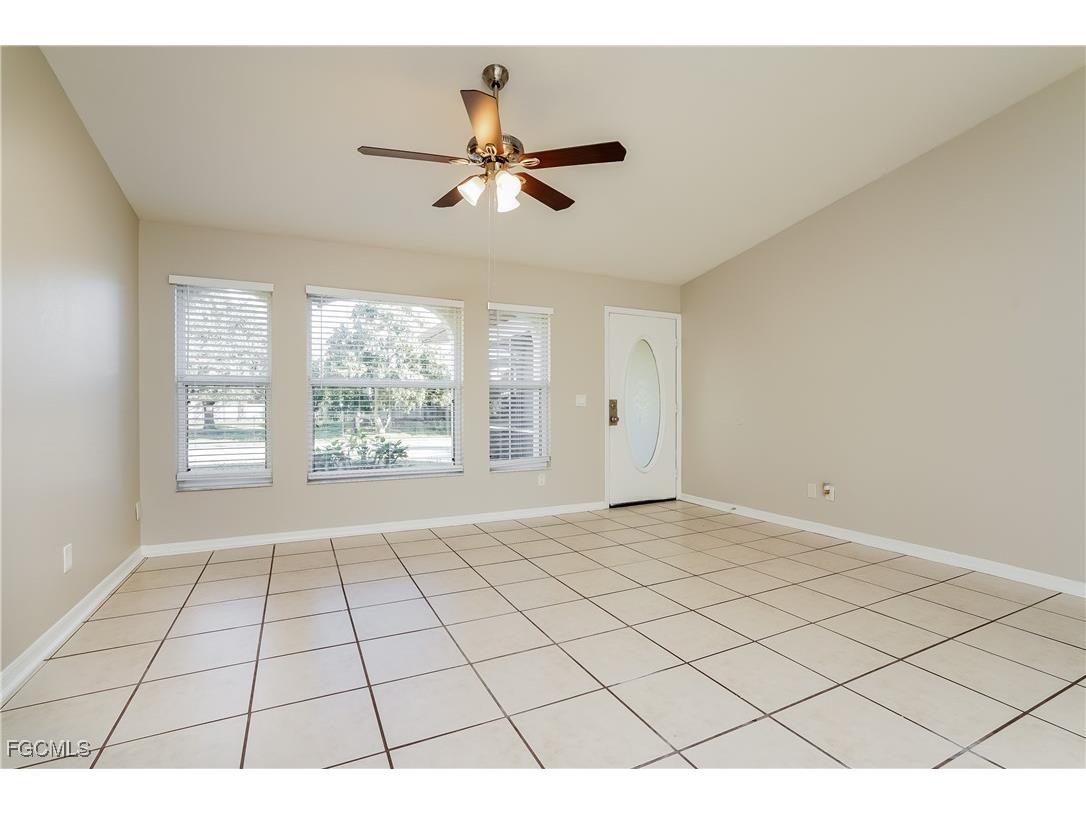 220 SE 13th Street Cape Coral FL 33990 2025010288 image6