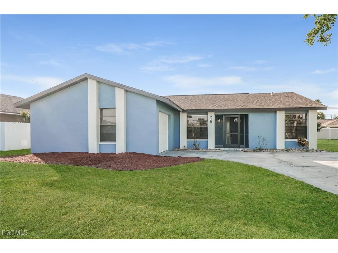 220 SE 27th Terrace Cape Coral FL 33904 2025014216 image1