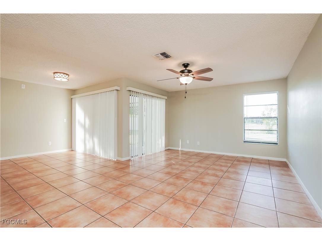 220 SE 27th Terrace Cape Coral FL 33904 2025014216 image2