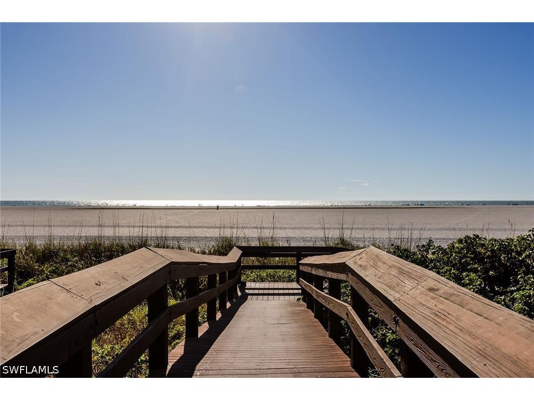 220 Seaview Court #314 Marco Island FL 34145 226018301 image17