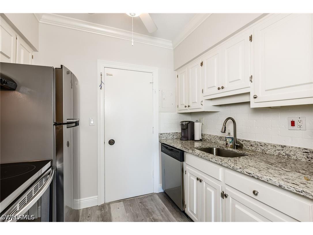 220 Seaview Court #314 Marco Island FL 34145 226018301 image9