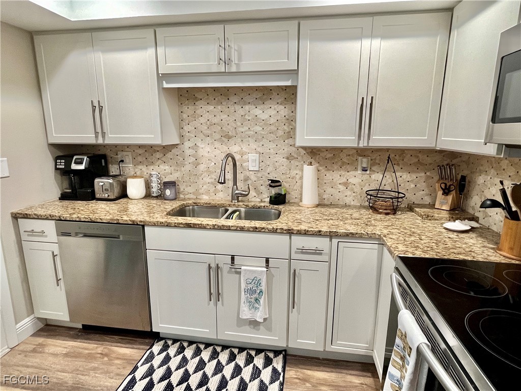 220 Seaview Court #504 Marco Island FL 34145 2026003682 image10