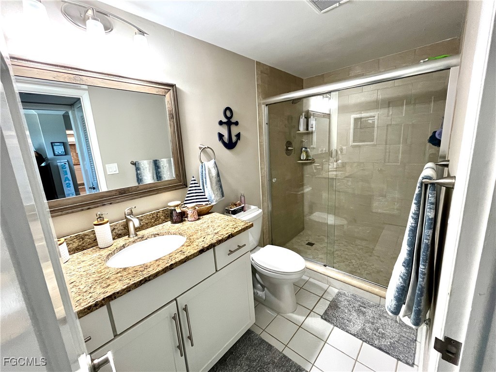 220 Seaview Court #504 Marco Island FL 34145 2026003682 image16