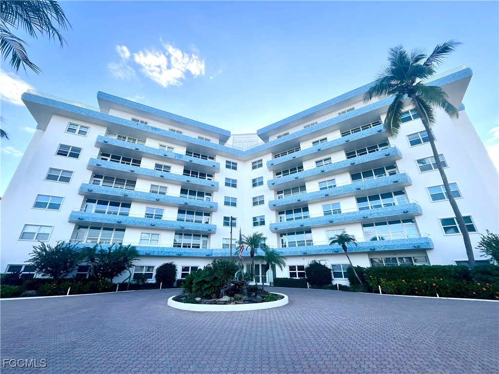 220 Seaview Court #504 Marco Island FL 34145 2026003682 image19