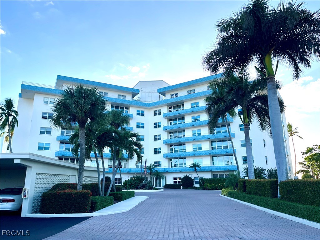 220 Seaview Court #504 Marco Island FL 34145 2026003682 image20