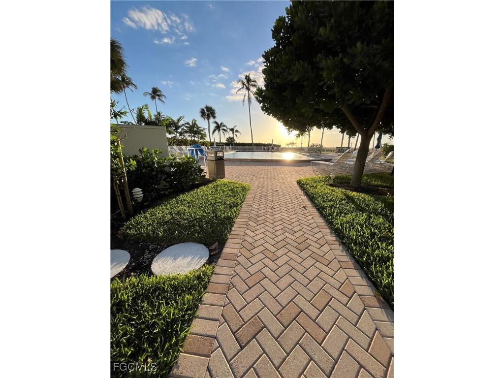 220 Seaview Court #504 Marco Island FL 34145 2026003682 image21