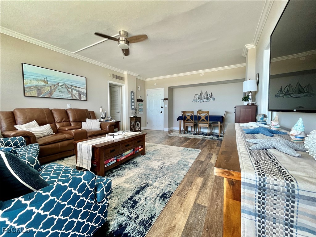 220 Seaview Court #504 Marco Island FL 34145 2026003682 image5