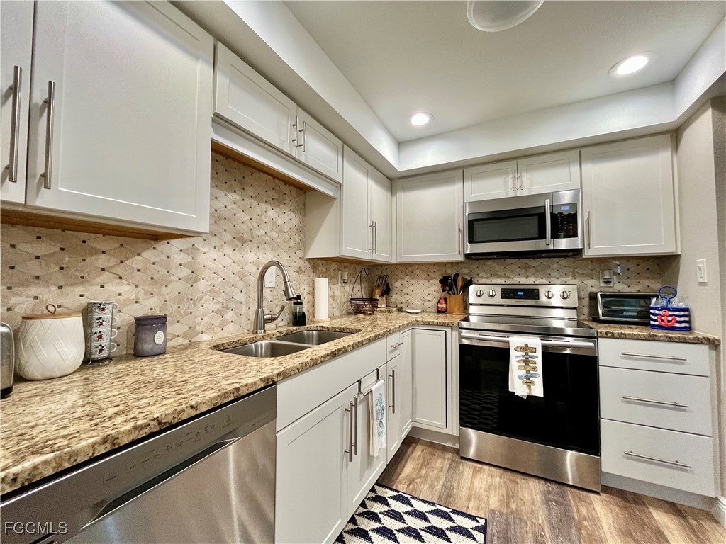 220 Seaview Court #504 Marco Island FL 34145 2026003682 image9