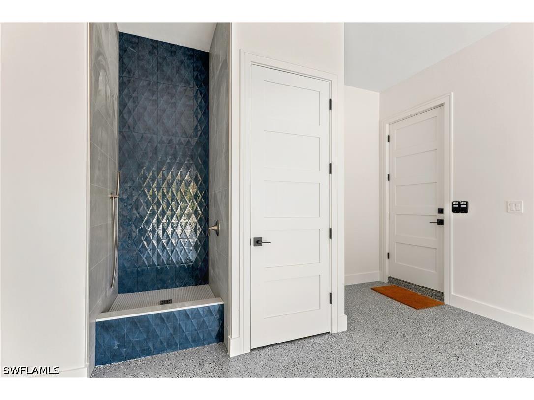 2200 11th Street N Naples FL 34103 226025356 image23
