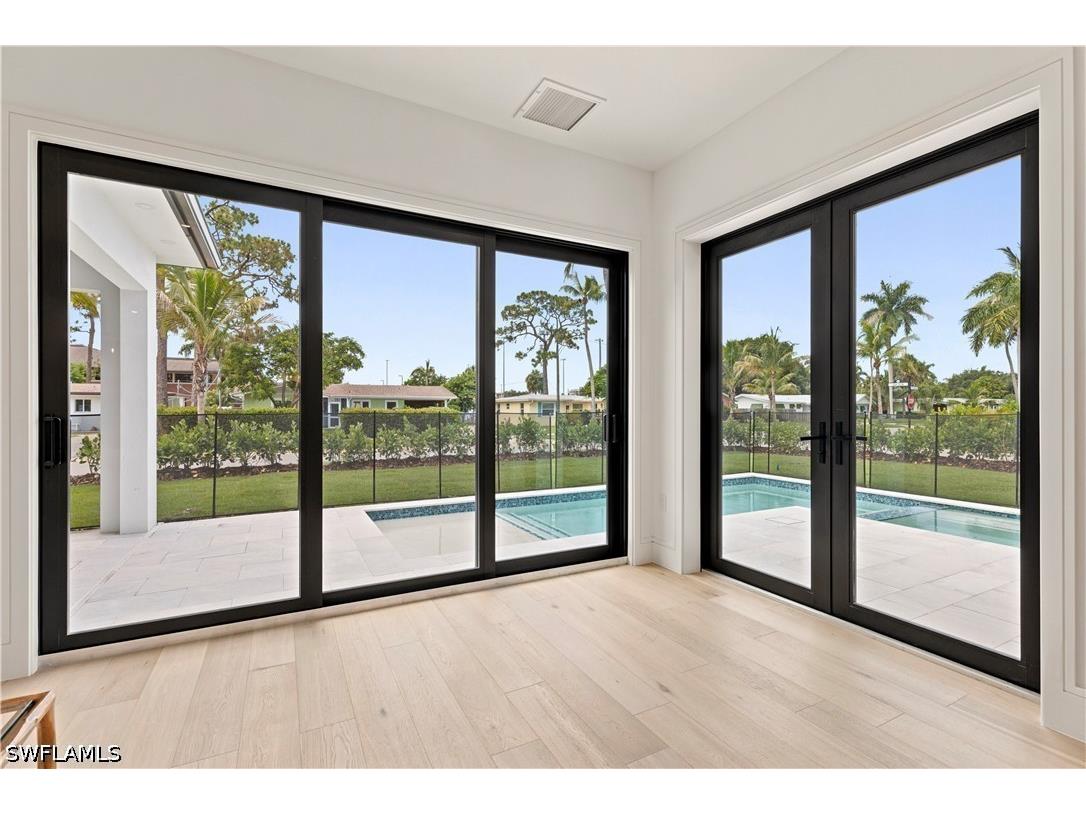 2200 11th Street N Naples FL 34103 226025356 image32
