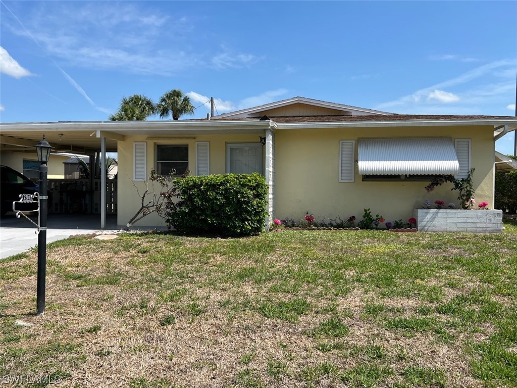 2200 E 5th Street Lehigh Acres FL 33936 223035557 image1