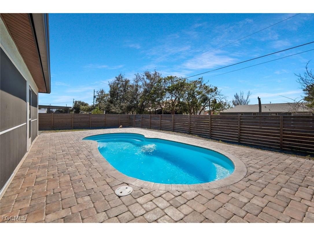 2200 NE 9th Avenue Cape Coral FL 33909 2026009709 image18