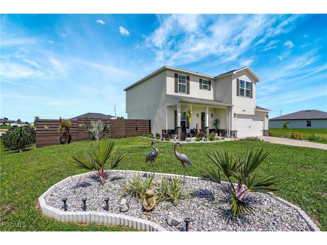 2200 NE Juanita Place Cape Coral FL 33909 2025000445 image1