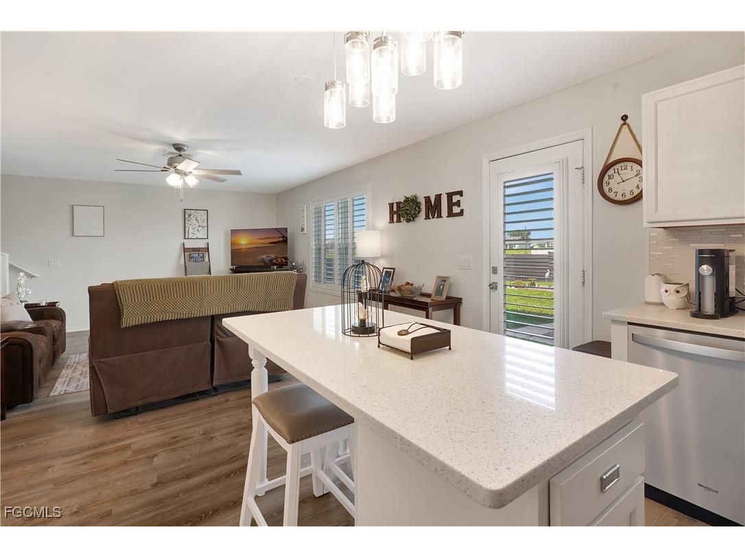 2200 NE Juanita Place Cape Coral FL 33909 2025000445 image20