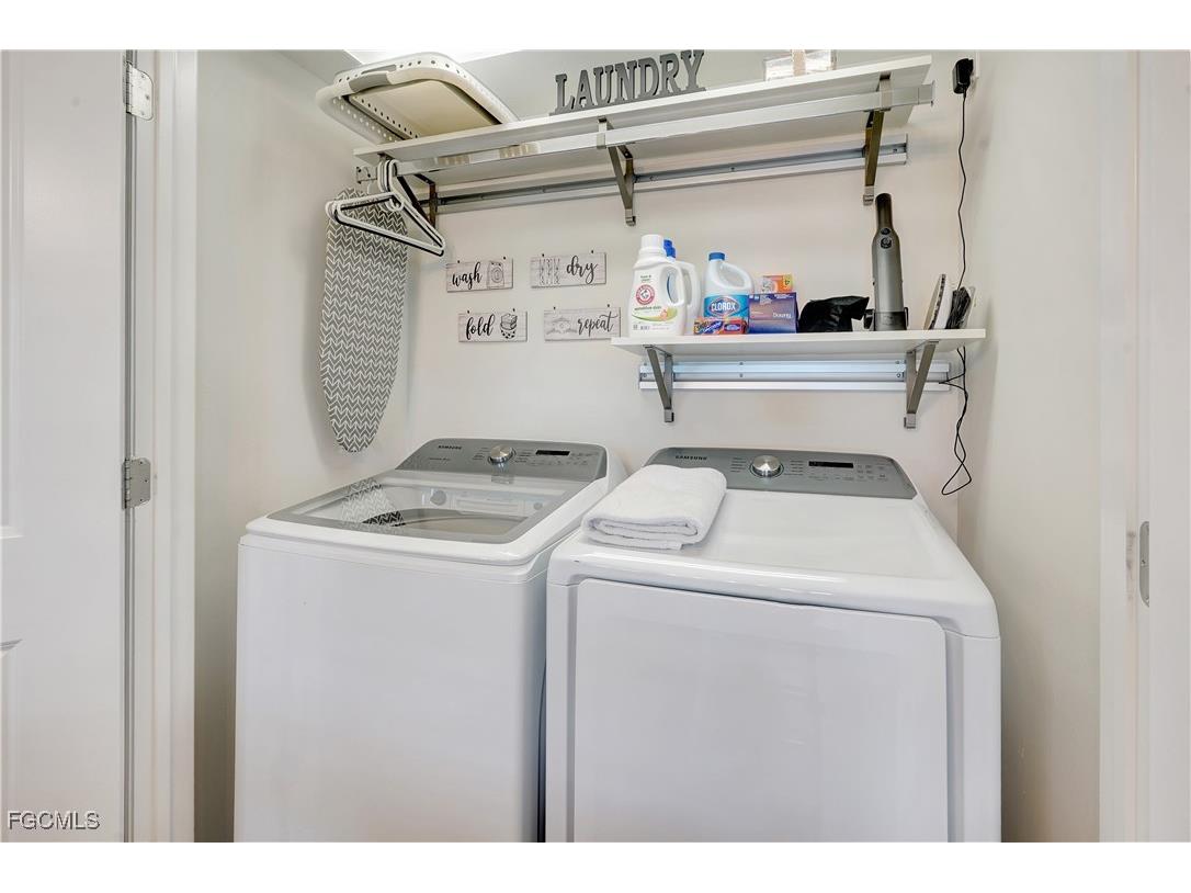 2200 NE Juanita Place Cape Coral FL 33909 2025000445 image39