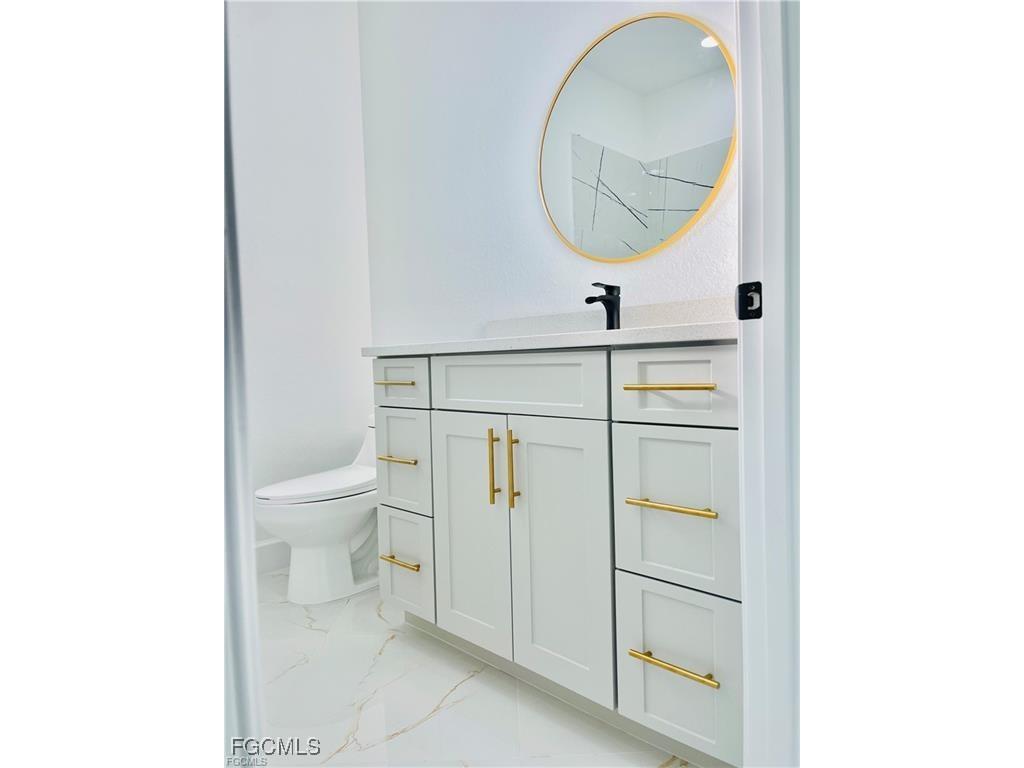 2200 NW 4th Terrace Cape Coral FL 33993 2025015426 image11