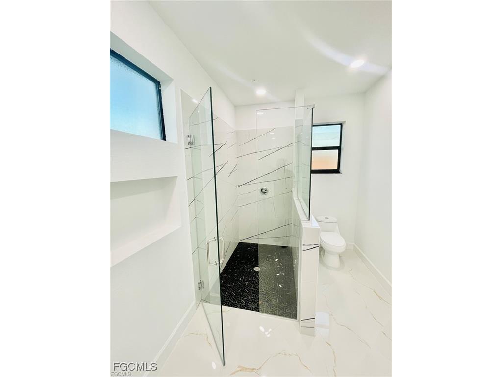 2200 NW 4th Terrace Cape Coral FL 33993 2025021202 image12