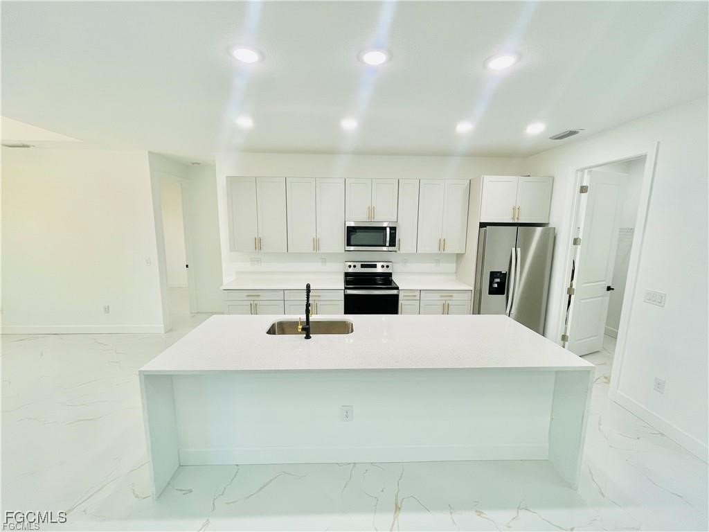 2200 NW 4th Terrace Cape Coral FL 33993 2025021202 image5