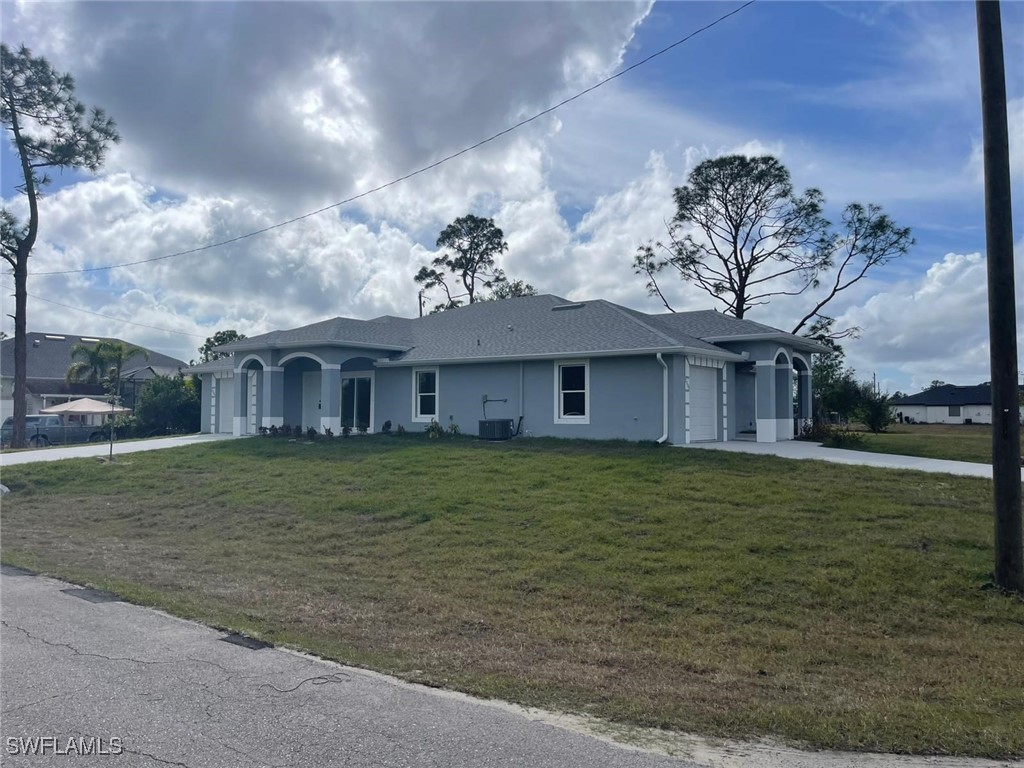 2201/2203 Bunker Rd Lehigh Acres FL 33973 224102881 image1