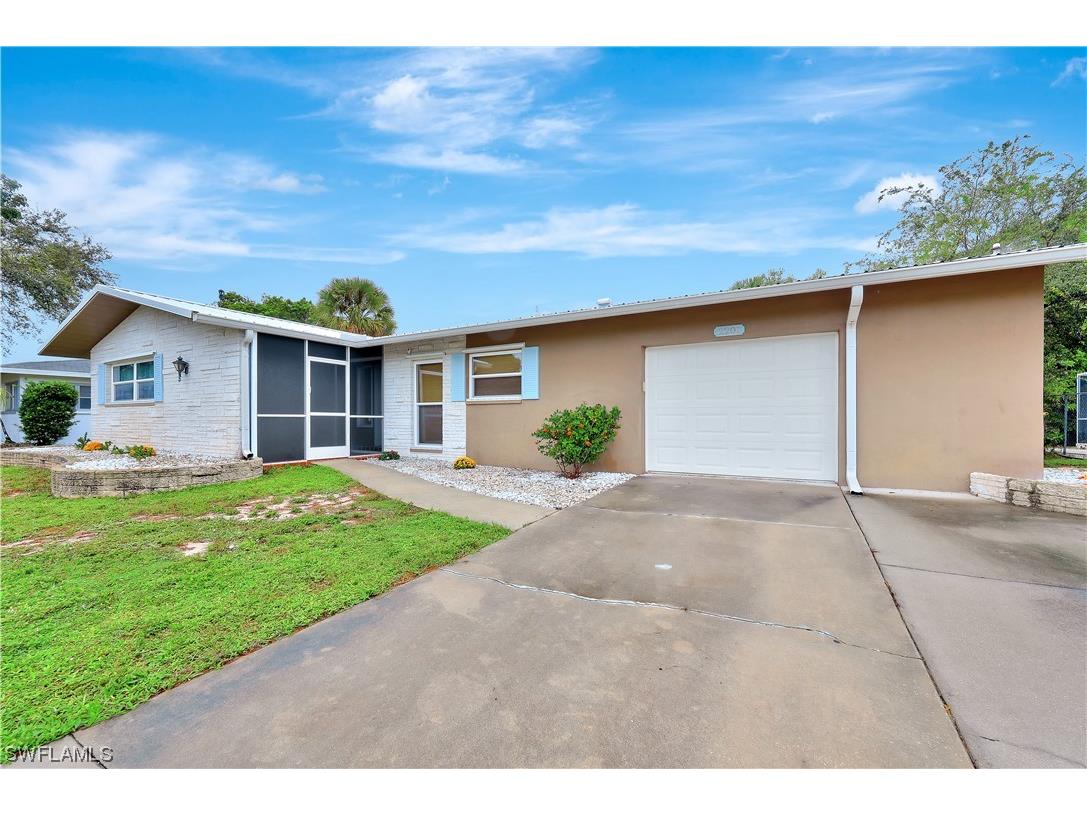 2201 41st Terrace SW Naples FL 34116 223074517 image1