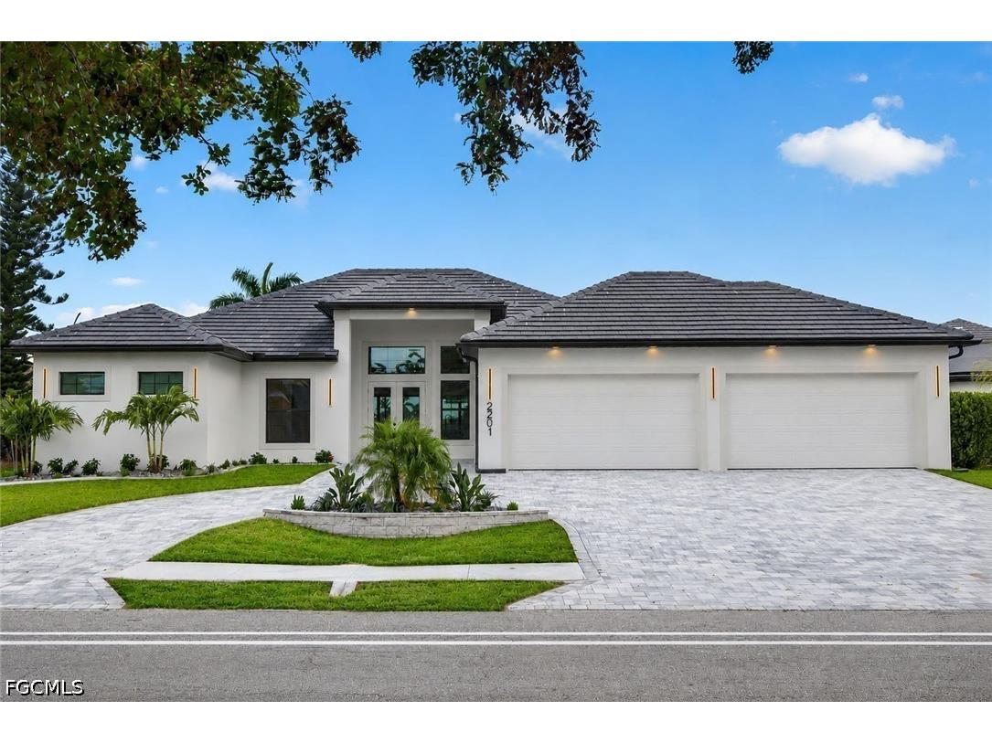 2201 Beach Parkway W Cape Coral FL 33914 2026027914 image1