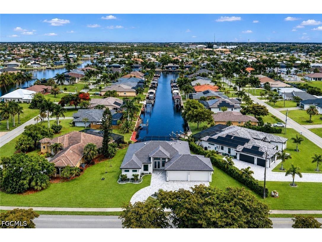 2201 Beach Parkway W Cape Coral FL 33914 2026027914 image5
