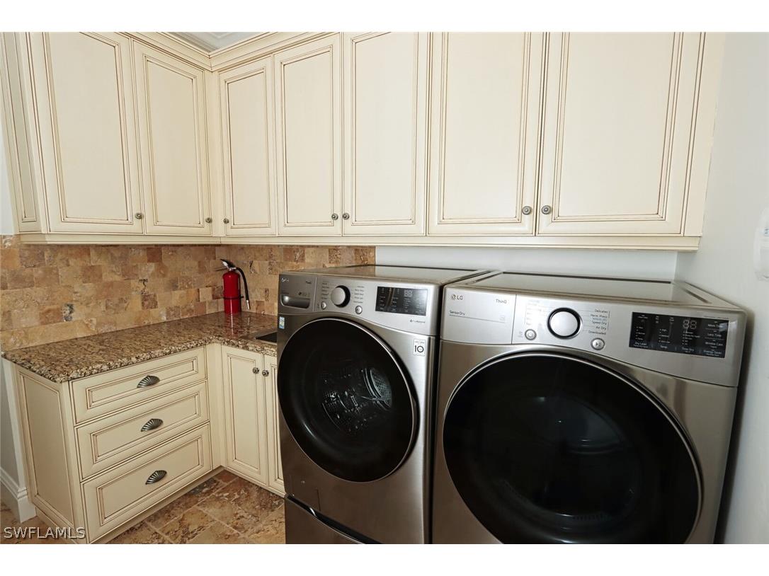 2201 Beacon Lane Naples FL 34103 226010969 image11