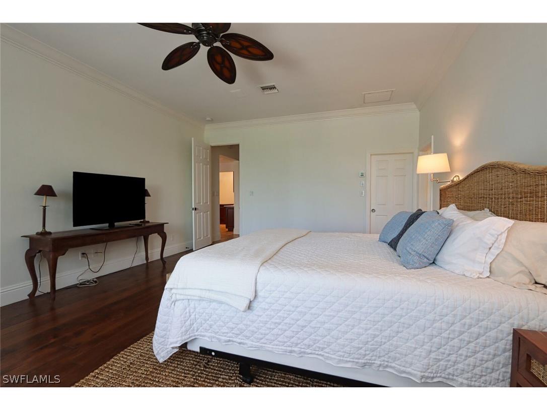 2201 Beacon Lane Naples FL 34103 226010969 image13