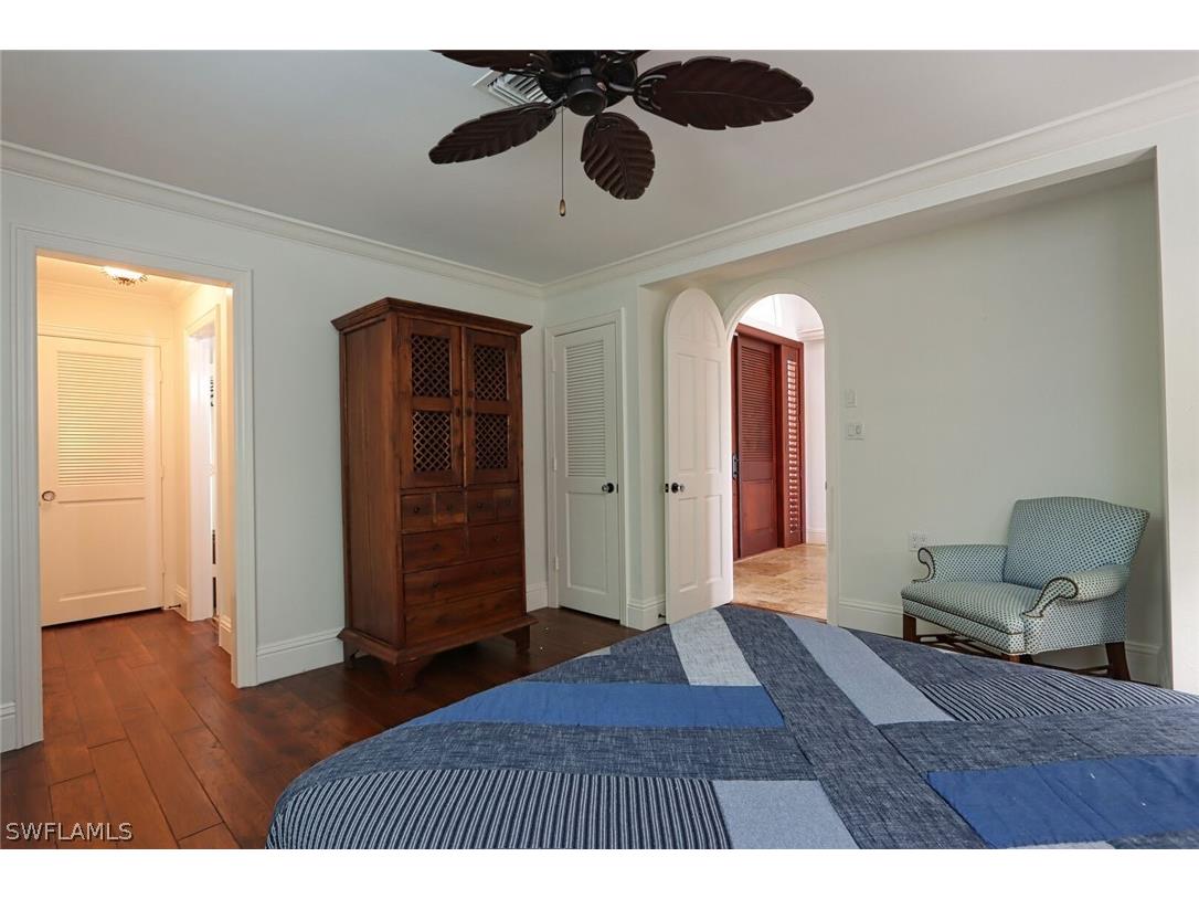 2201 Beacon Lane Naples FL 34103 226010969 image19