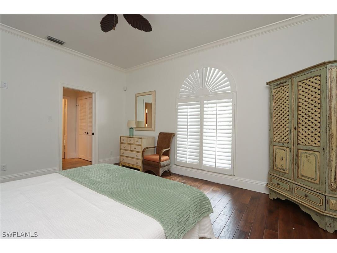 2201 Beacon Lane Naples FL 34103 226010969 image22