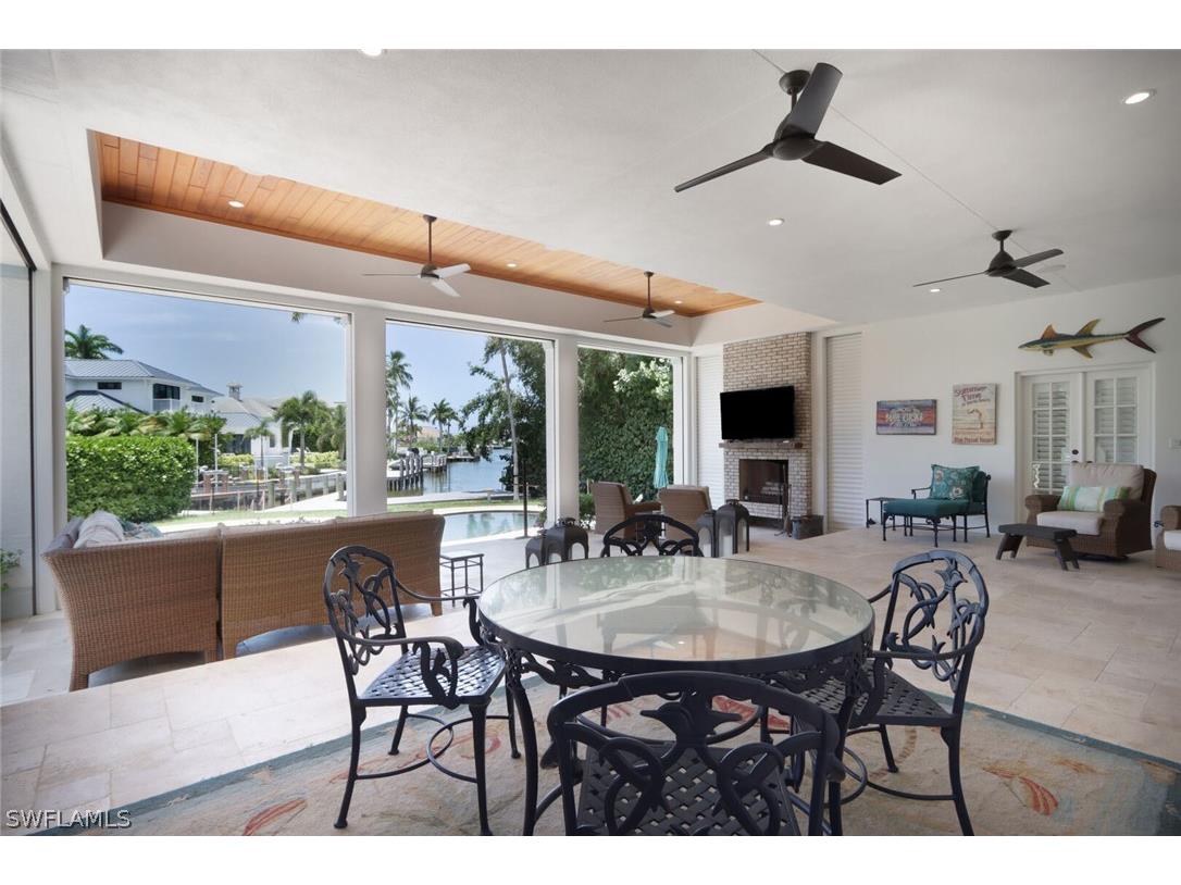 2201 Beacon Lane Naples FL 34103 226010969 image31