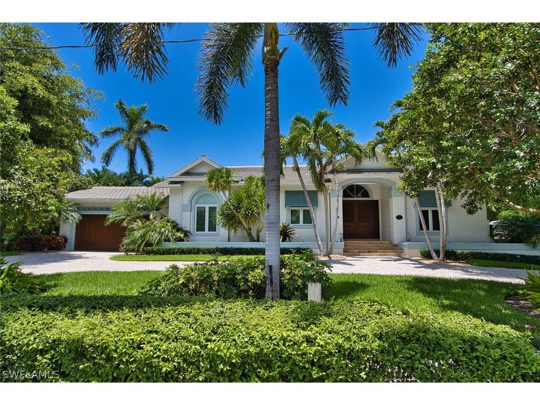 2201 Beacon Lane Naples FL 34103 226010969 image39