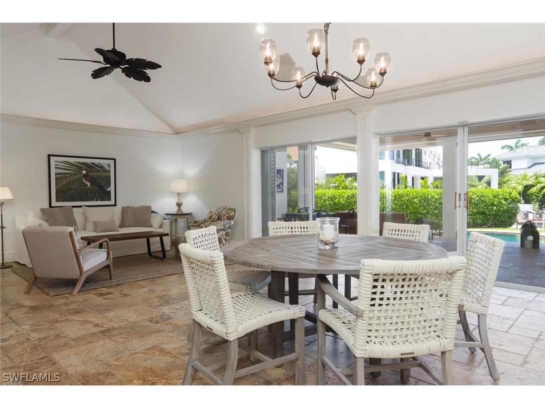 2201 Beacon Lane Naples FL 34103 226010969 image6