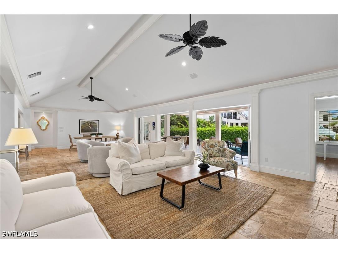 2201 Beacon Lane Naples FL 34103 226018596 image11