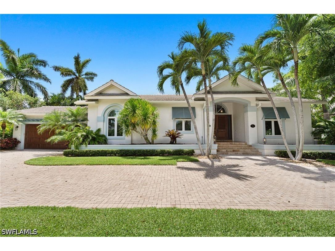 2201 Beacon Lane Naples FL 34103 226018596 image2