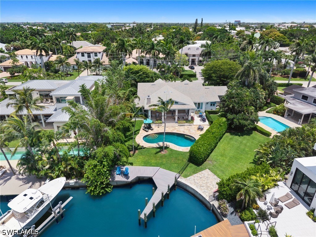 2201 Beacon Lane Naples FL 34103 226018596 image3