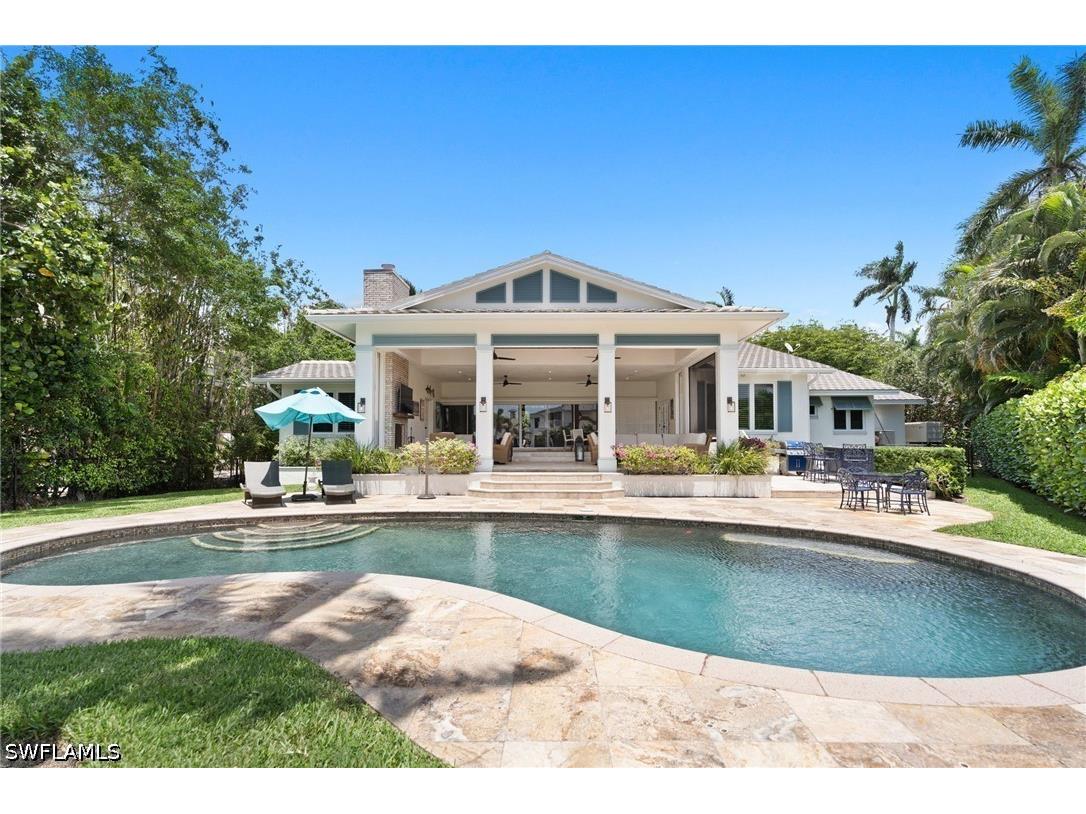 2201 Beacon Lane Naples FL 34103 226018596 image6