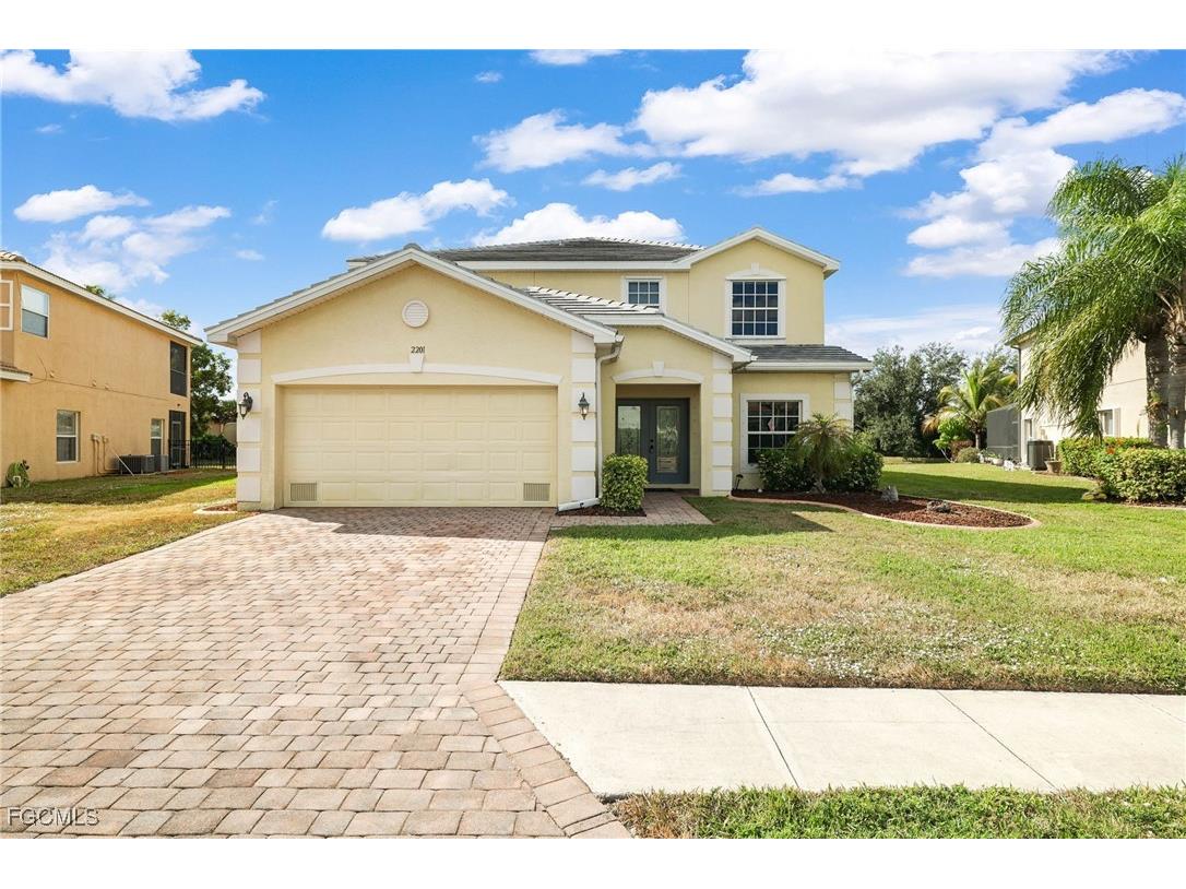 2201 Cape Heather Circle Cape Coral FL 33991 2025022328 image1