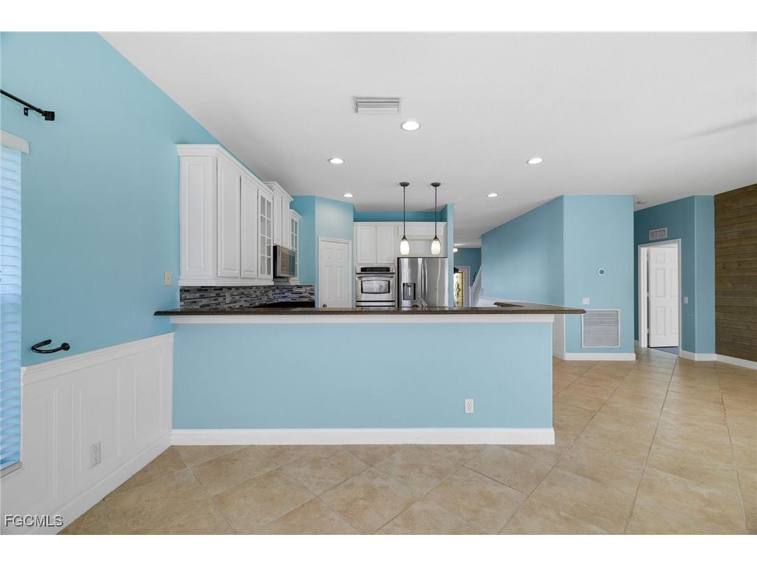 2201 Cape Heather Circle Cape Coral FL 33991 2025022328 image15