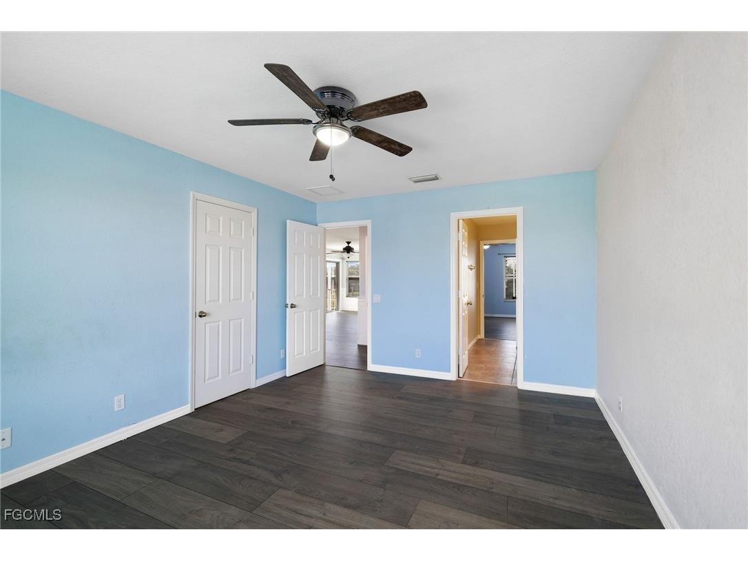 2201 Cape Heather Circle Cape Coral FL 33991 2025022328 image28