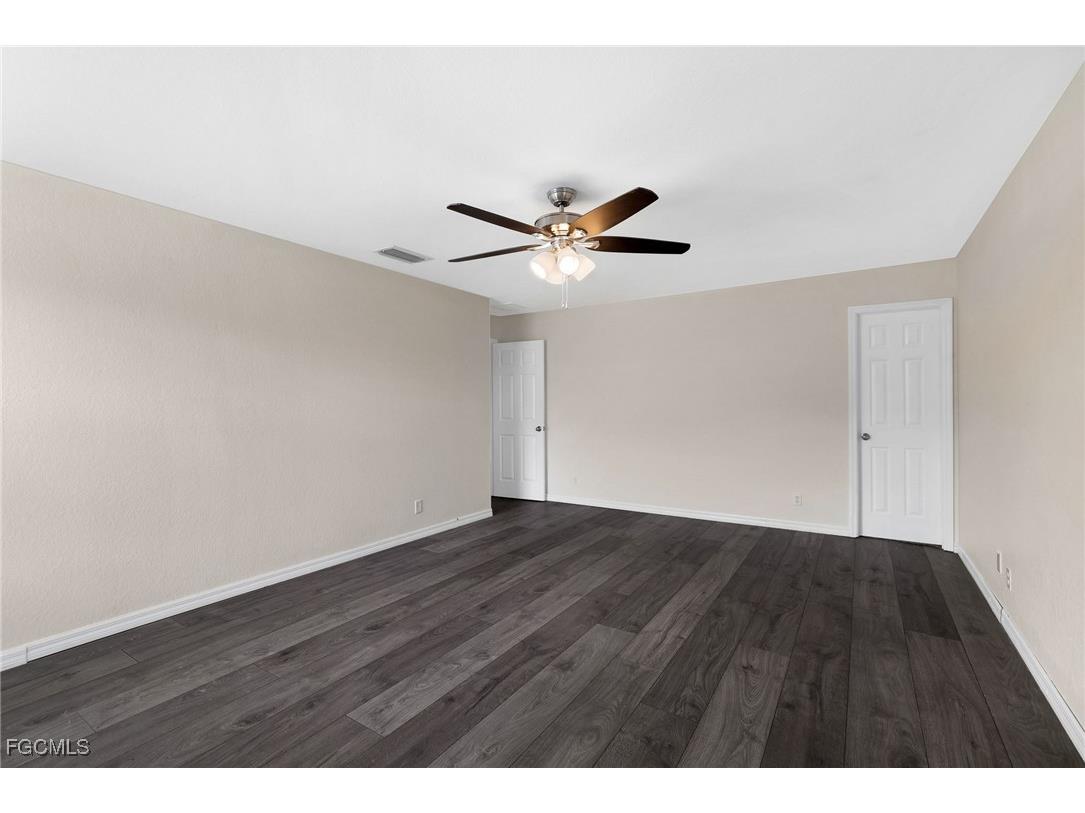 2201 Cape Heather Circle Cape Coral FL 33991 2025022328 image34