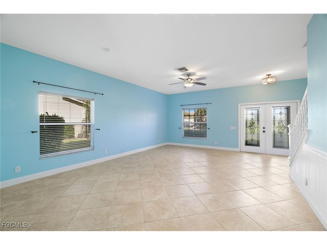 2201 Cape Heather Circle Cape Coral FL 33991 2025022328 image8