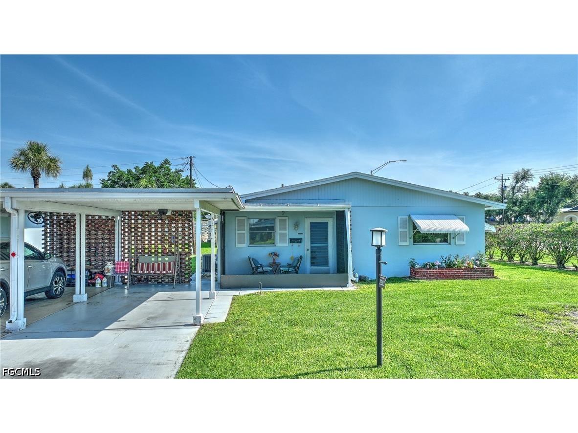 2201 Croton Court Lehigh Acres FL 33936 2026027969 image1